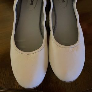 Minnetonka white leather ballet flats